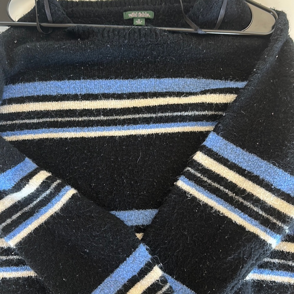 Long sleeve striped sweater!